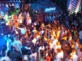 Sobremonte es una de las discotecas más populares entre el público joven.